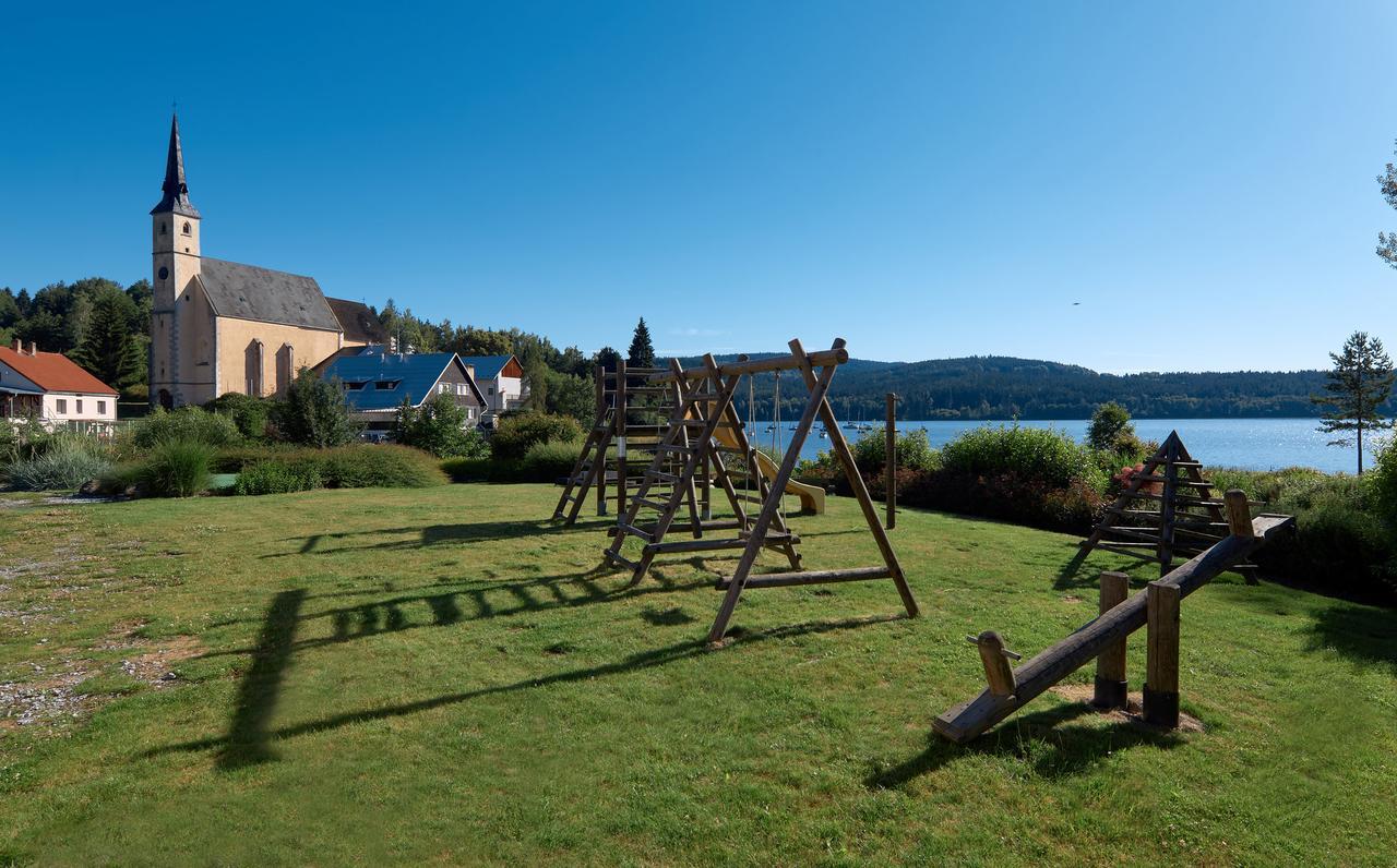Jbx Resort Hotel Albatros Predni Vyton Exterior photo