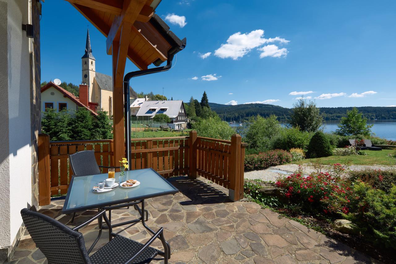 Jbx Resort Hotel Albatros Predni Vyton Exterior photo